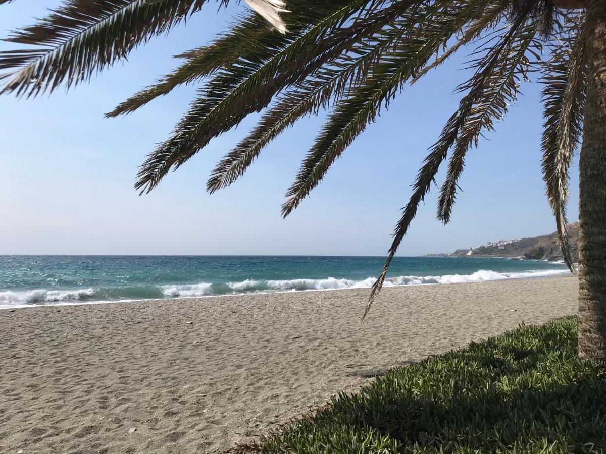Rio Marina Apartment Nerja Eksteriør bilde